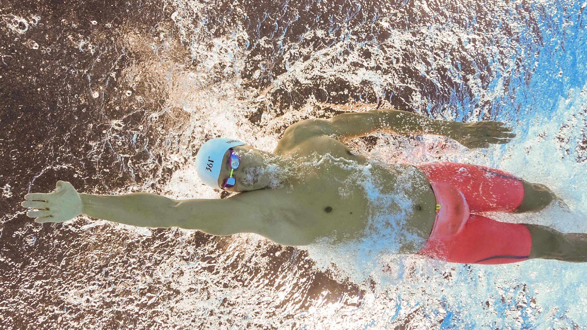 mk体育app下载-200蝶冠军选手技术动作细节，2021年200米蝶泳决赛